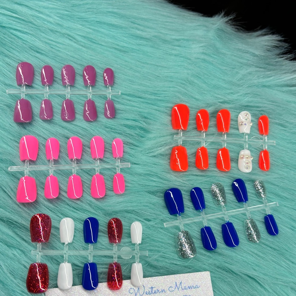 Press on nail